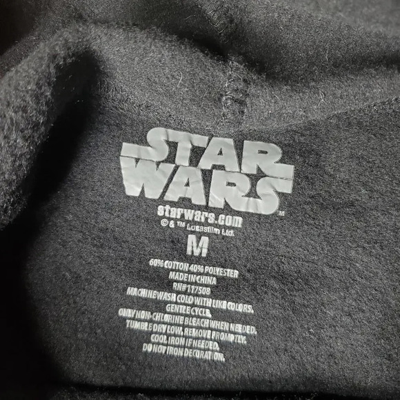 Star Wars Black Graphic Cropped Women's Hoodie Size Medium NWOT - Picture 4 of 15